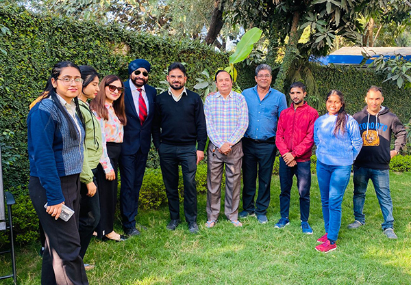 Team members Daffohils