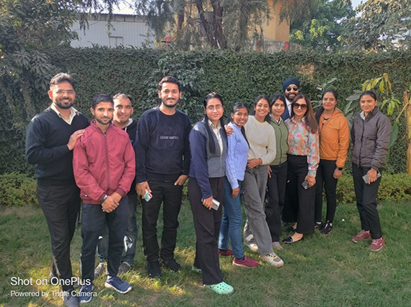 Team members of Daffohils