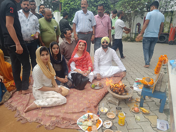 team Daffohils members