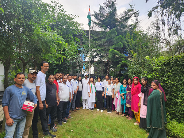 team Daffohils members